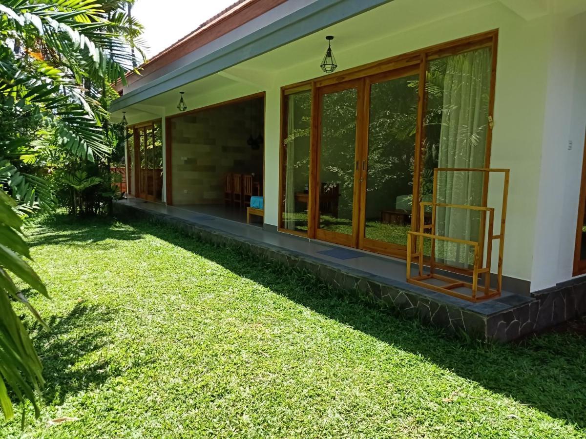 Palm Beach Villas Bali Singaraja Exterior foto